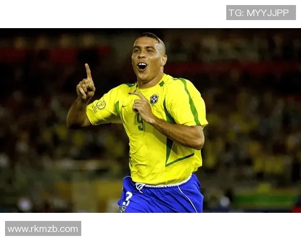 大号码足球明星盘点世界足坛那些传奇球员的背后故事与成就