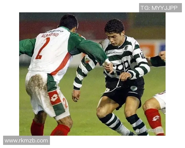 探寻足球明星的家乡与生活环境揭秘他们的私人世界